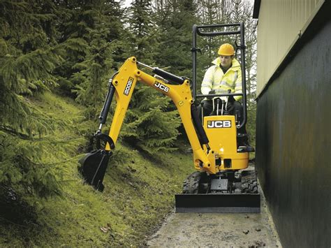 800mm mini digger|JCB 8008 CTS .